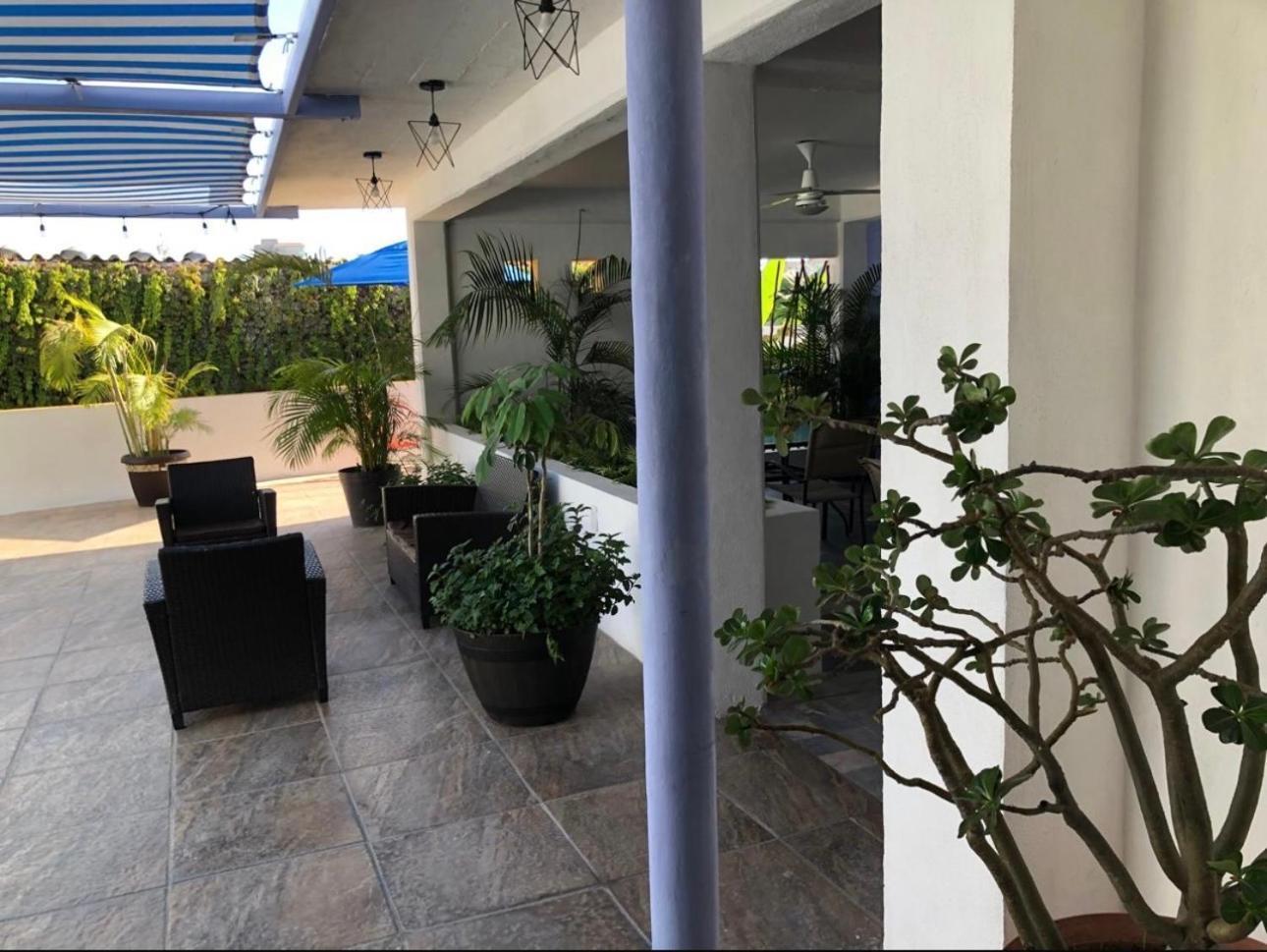 Ixaya Hotel Puerto Vallarta Bagian luar foto
