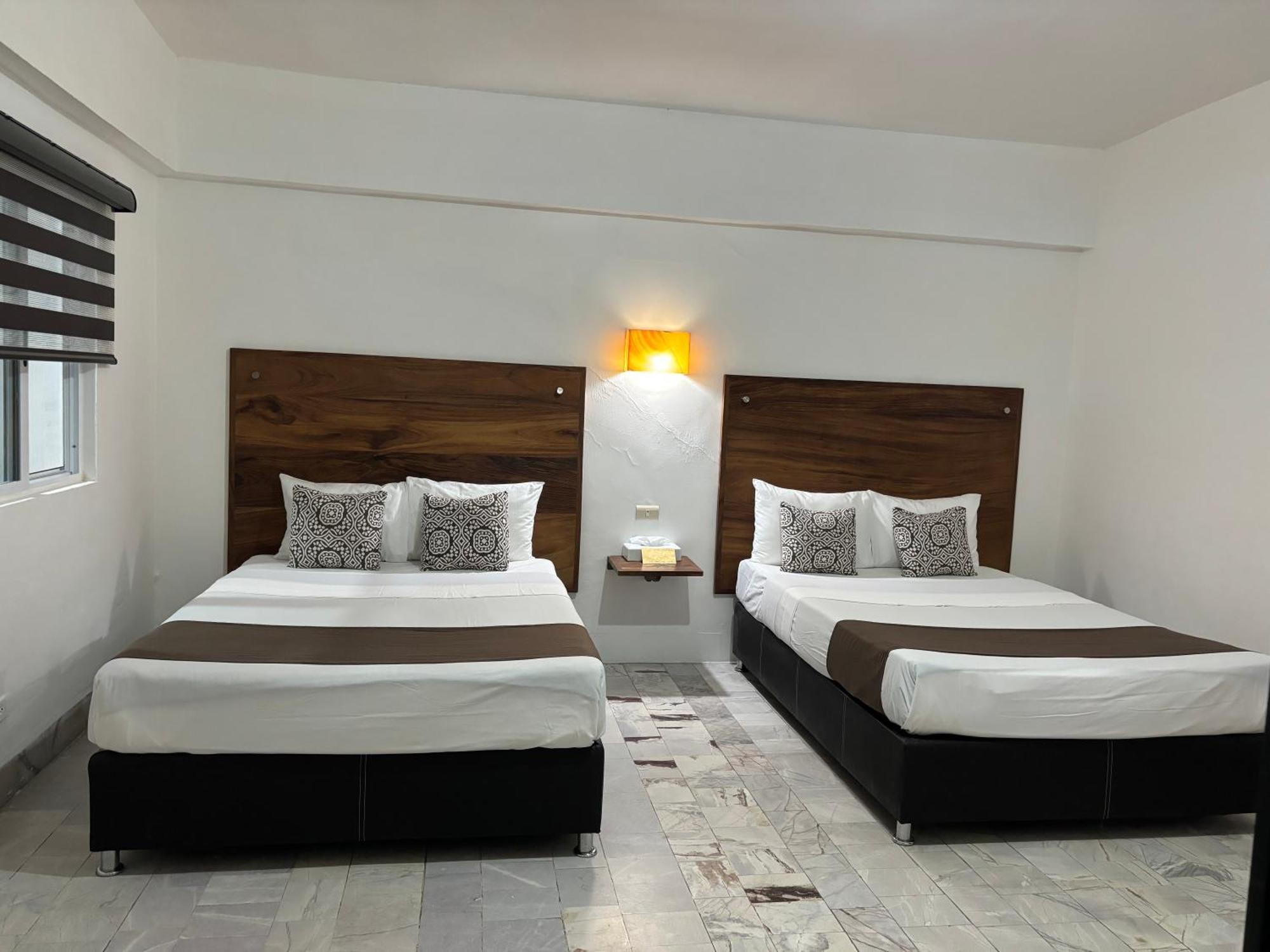 Ixaya Hotel Puerto Vallarta Bagian luar foto