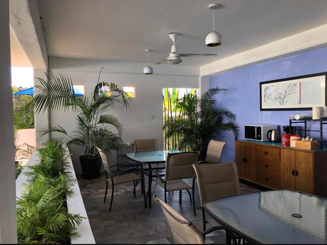Ixaya Hotel Puerto Vallarta Bagian luar foto