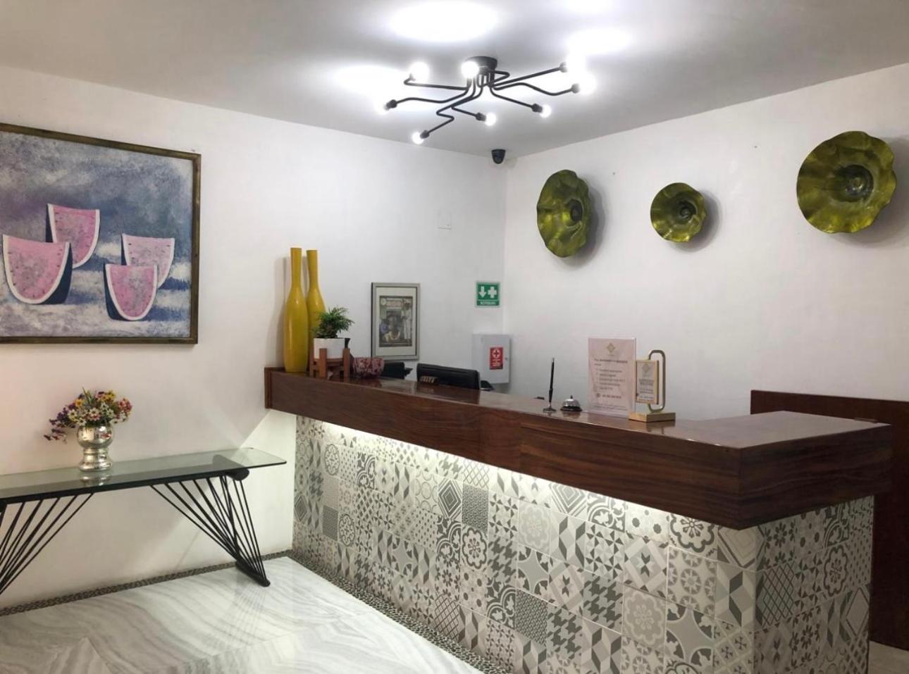 Ixaya Hotel Puerto Vallarta Bagian luar foto